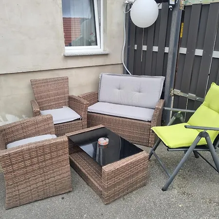 Drei-freeparking Self-check-in *