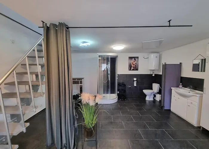 Drei-freeparking Self-check-in Apartment